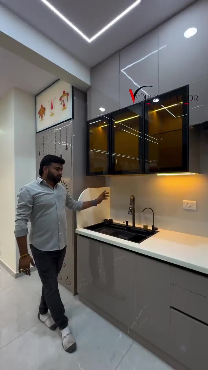 V Dream Decor interior reel